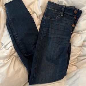 Hollister jeans